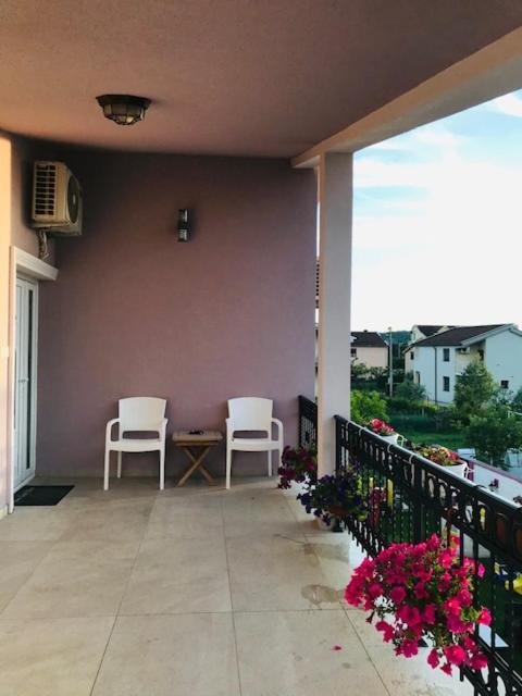 Apartman Mona Podgorica Ngoại thất bức ảnh