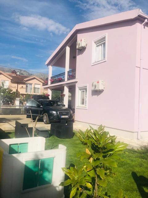 Apartman Mona Podgorica Ngoại thất bức ảnh