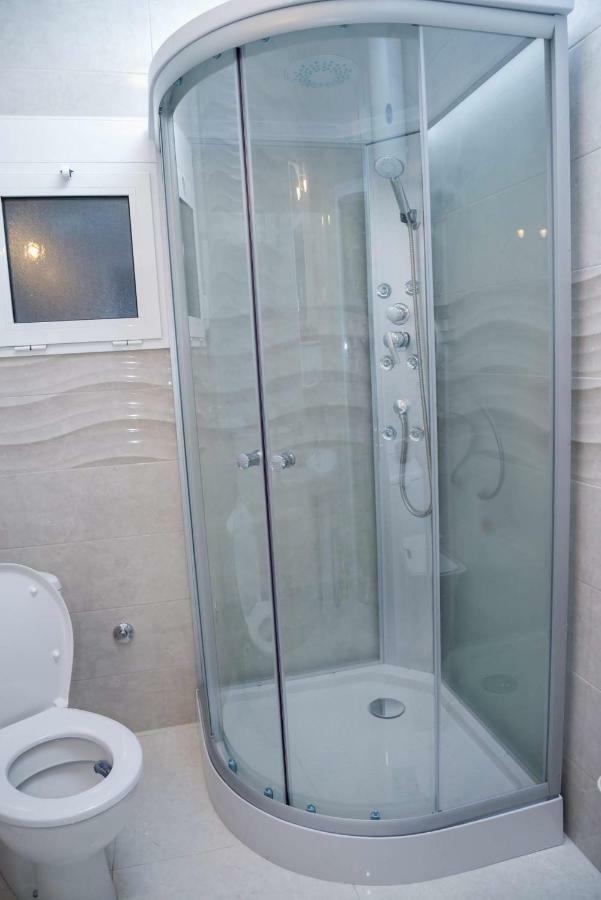 Apartman Mona Podgorica Ngoại thất bức ảnh